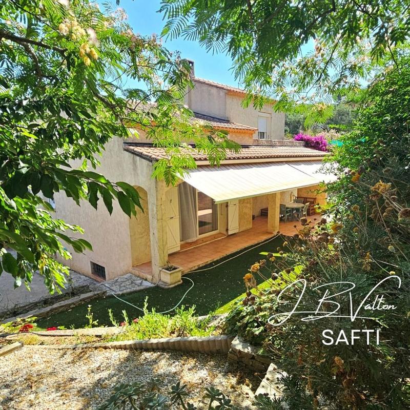 Maison - 130 m² - 6 pièces