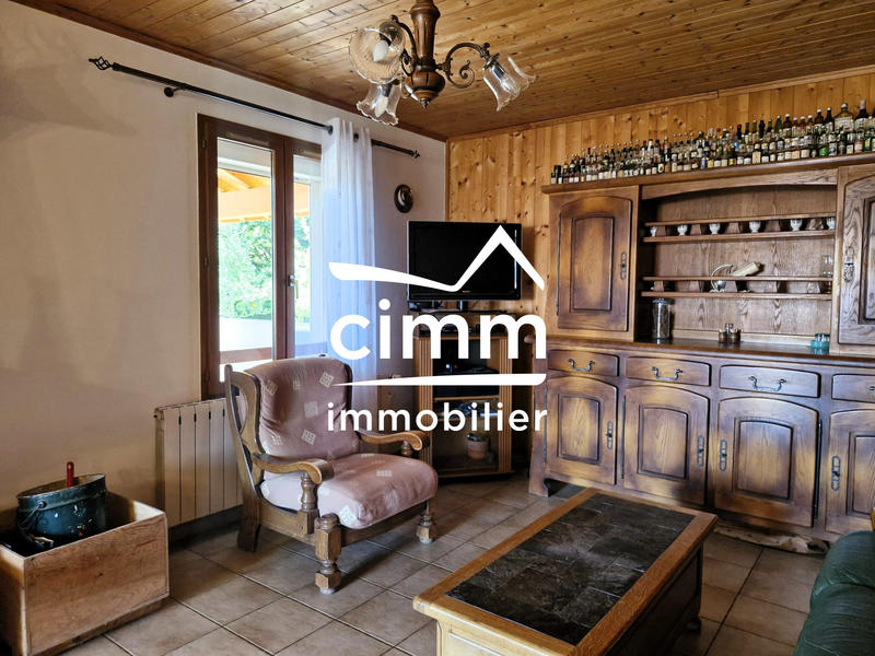 Maison - 111 m² - 5 pièces