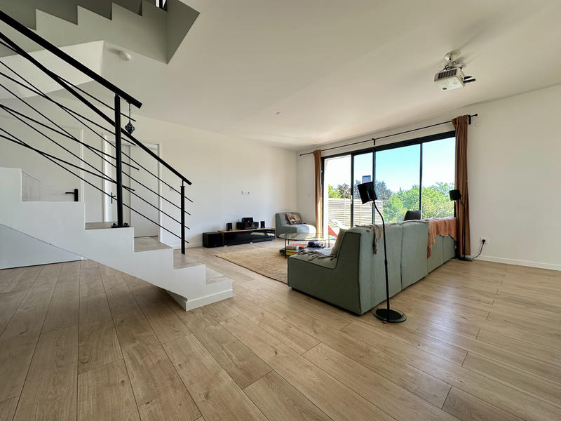 Maison - 115 m² - 6 pièces