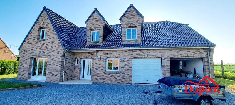 Maison - 193 m² - 10 pièces