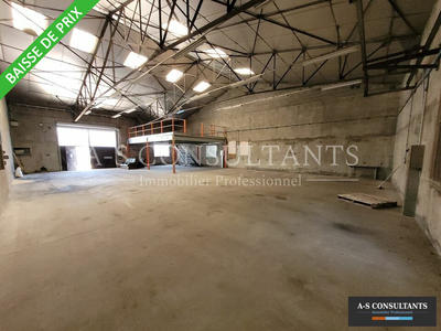Local d'activité / Entrepôt - 310 m²