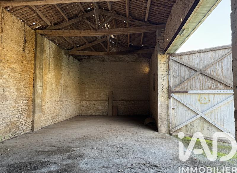 Maison - 250 m² - 2 pièces