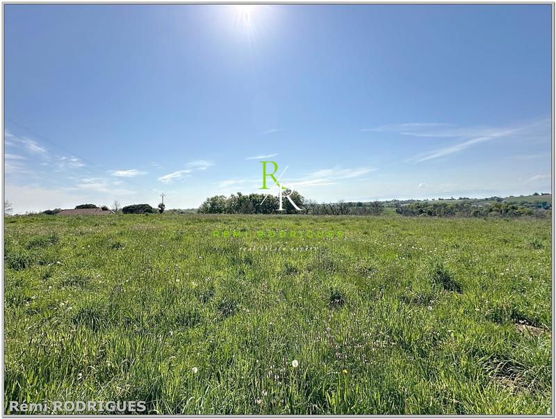 Terrain constructible - 1 501 m²