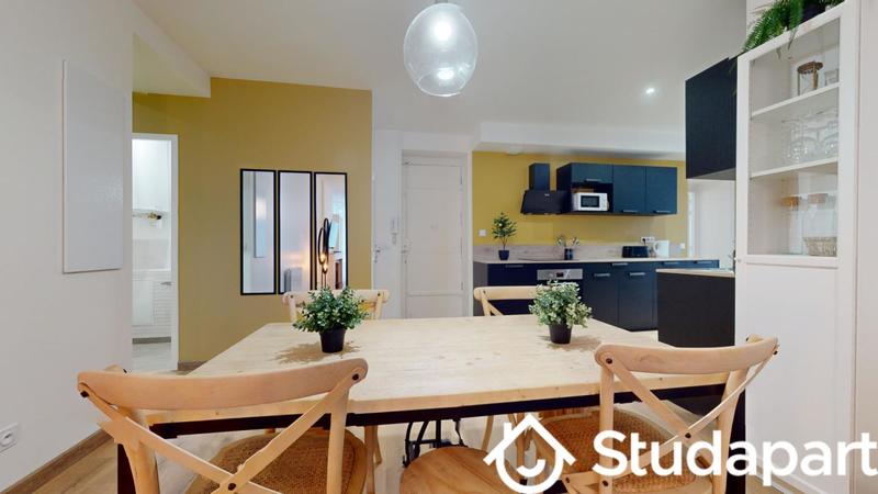 Chambre - 12 m² - 1 pièce