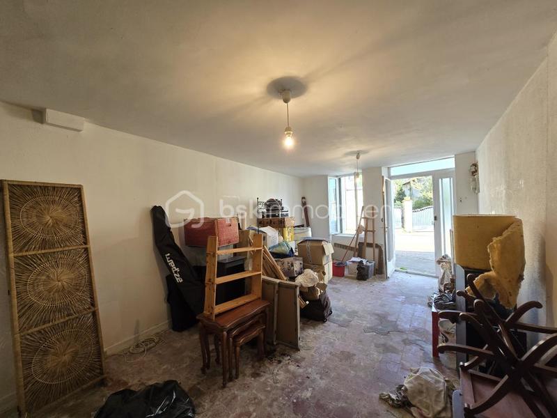 Immeuble - 85 m² - 3 pièces