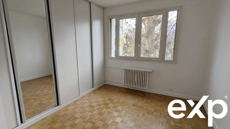 Appartement - 85 m² - 4 pièces