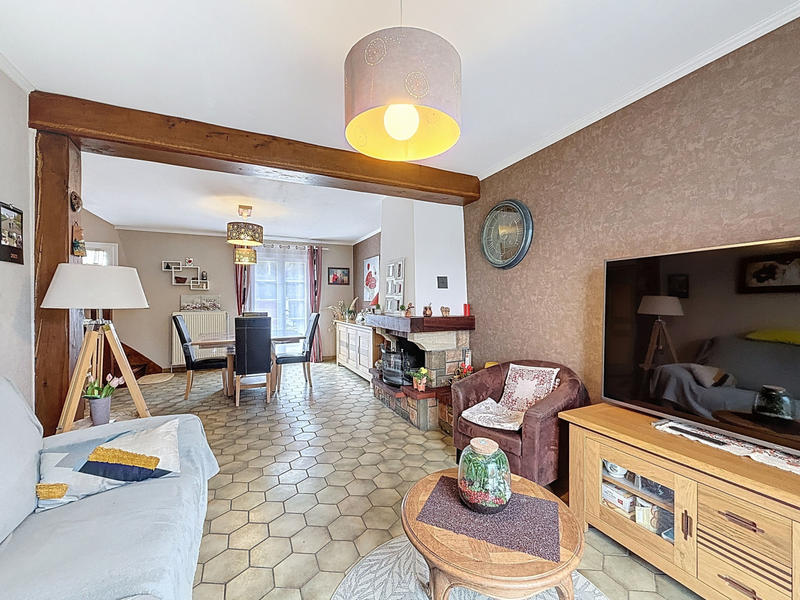 Maison - 110 m² - 6 pièces