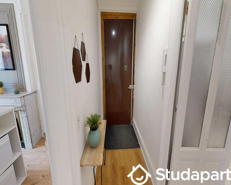 Chambre - 65 m² - 1 pièce