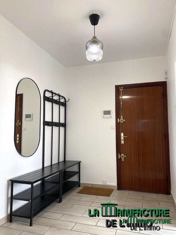 Appartement - 80 m² - 4 pièces