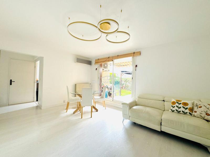 Appartement - 87 m² - 4 pièces