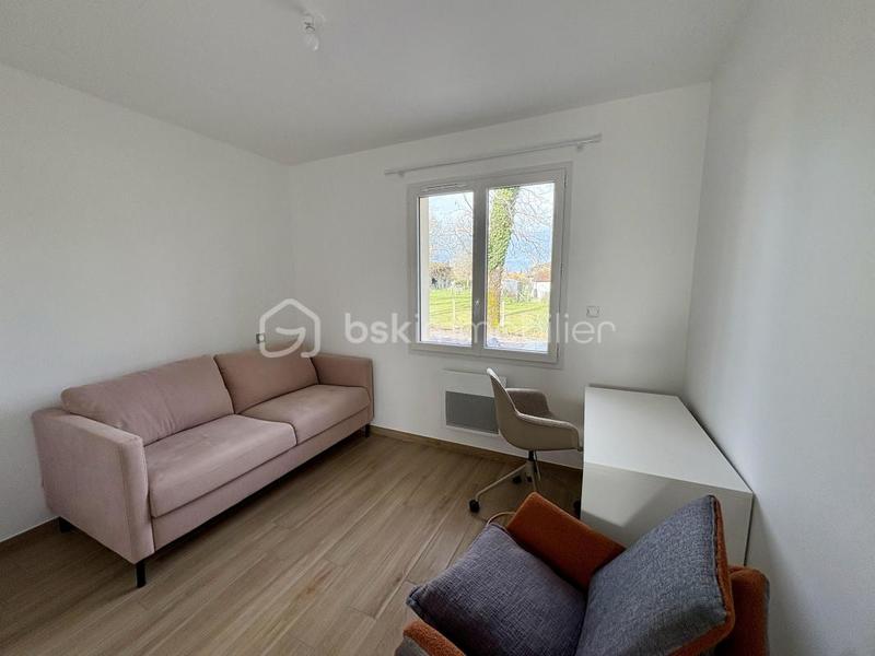 Maison jumelée - 82 m² - 4 pièces