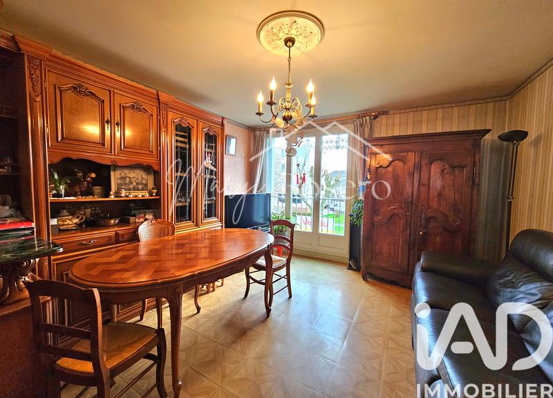 Appartement - 83 m² - 5 pièces