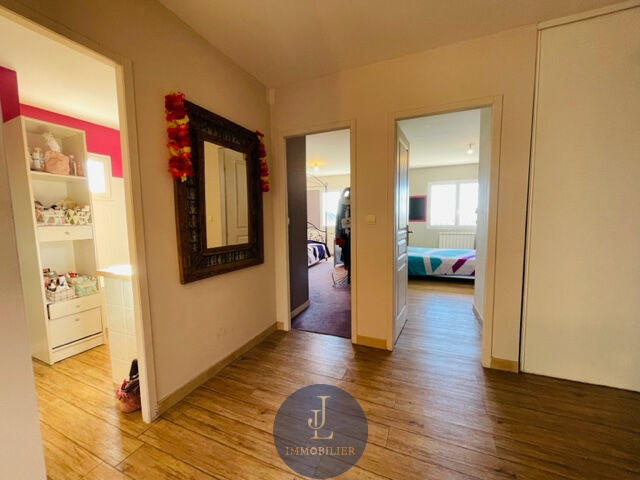 Villa - 166 m² - 5 pièces