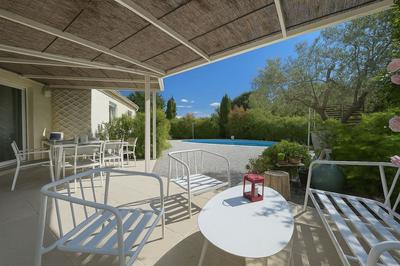 Maison - 189 m² - 5 pièces