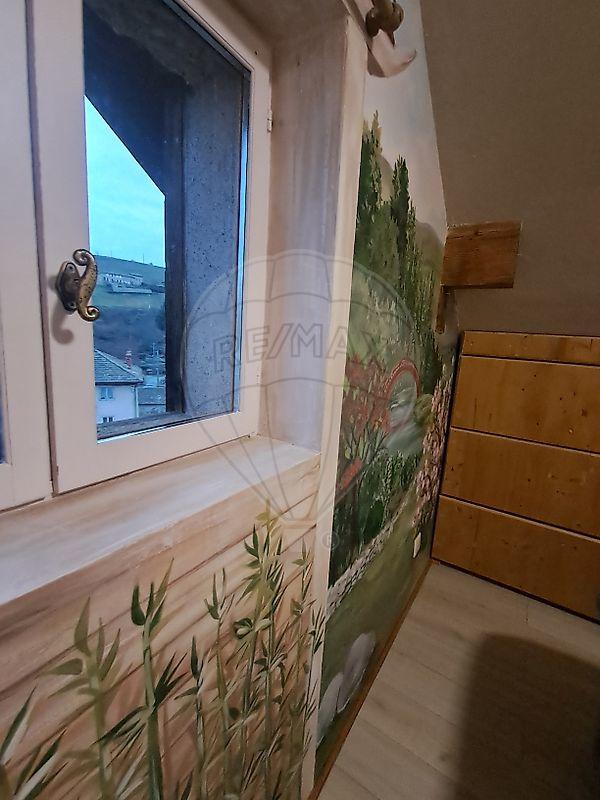 Maison - 80 m² - 5 pièces