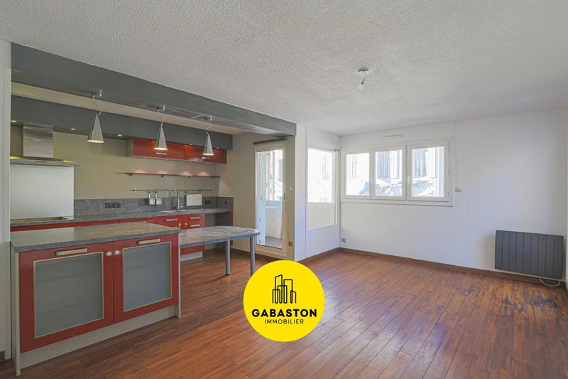 Appartement - 80 m² - 4 pièces