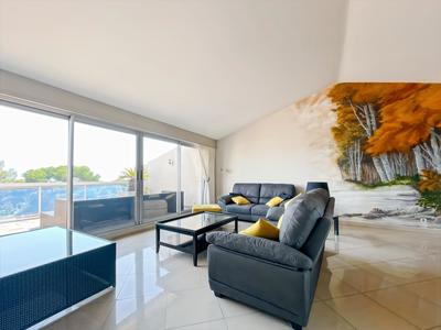 Appartement - 122 m² - 4 pièces