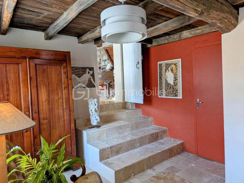 Maison - 296 m² - 9 pièces