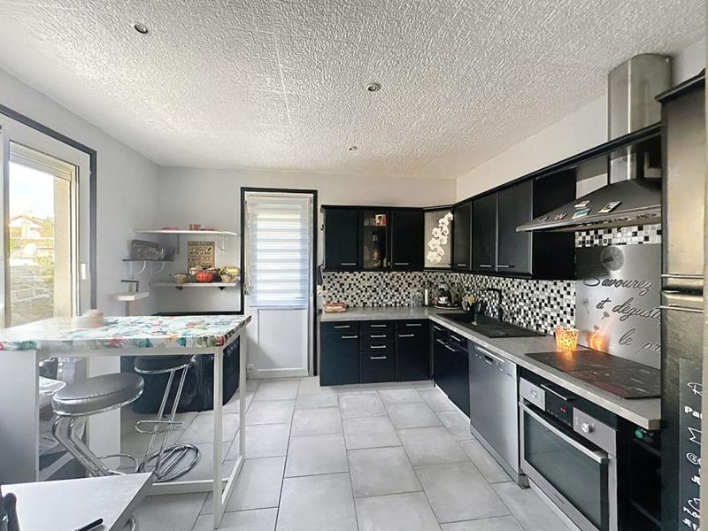 Maison - 178 m² - 7 pièces