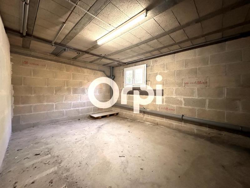 Maison - 177 m² - 7 pièces