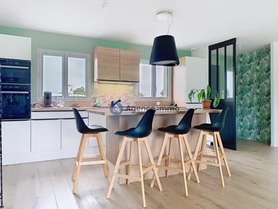 Maison - 79 m² - 3 pièces