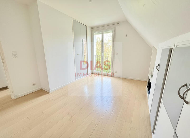 Maison - 155 m² - 7 pièces