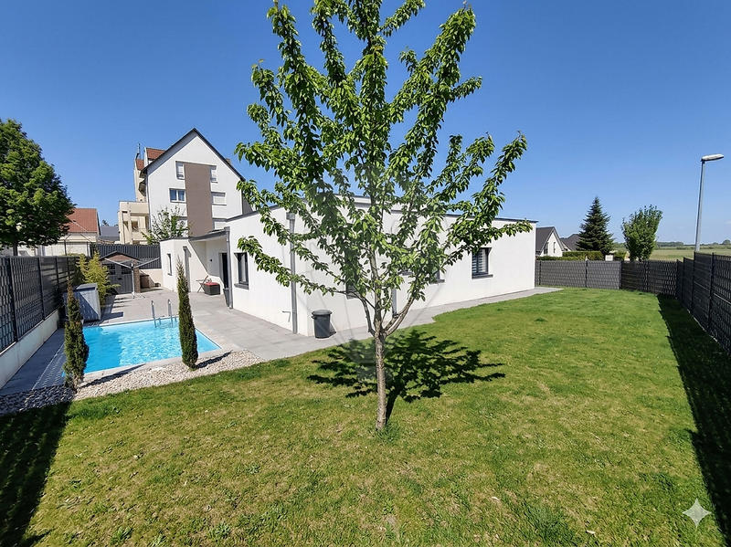 Maison - 138 m² - 5 pièces