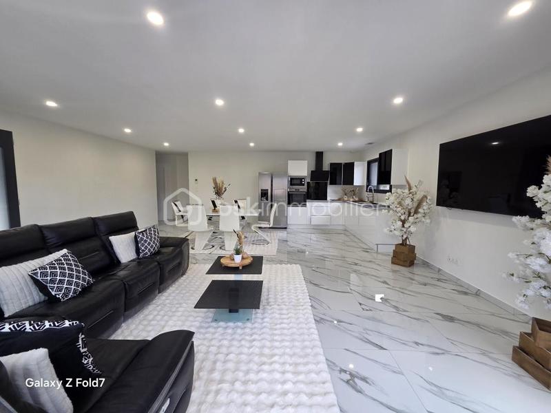 Maison - 100 m² - 4 pièces