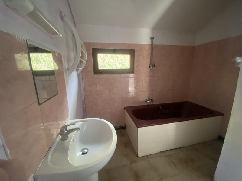 Maison - 92 m² - 3 pièces