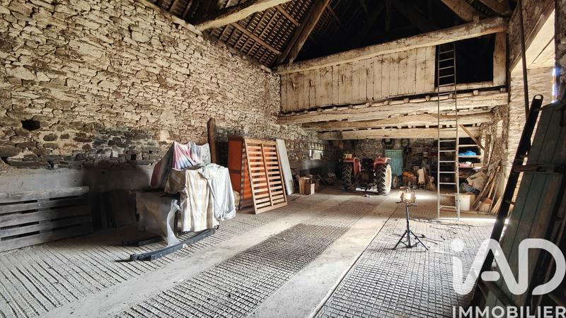 Maison - 150 m² - 2 pièces