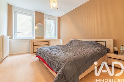 Appartement - 180 m² - 6 pièces