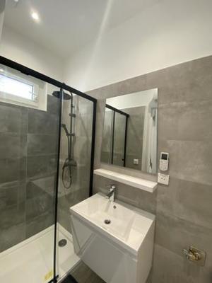 Studio - 14 m² - 1 pièce