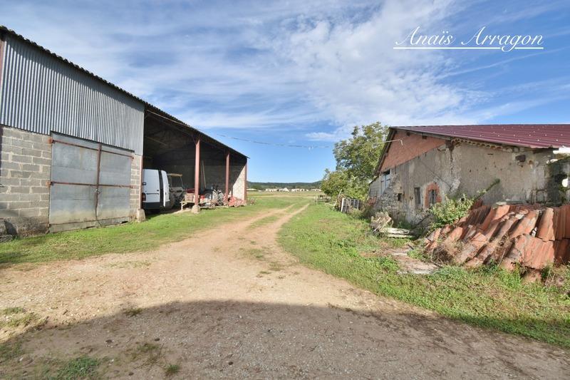 Propriété - 115 m² - 4 pièces