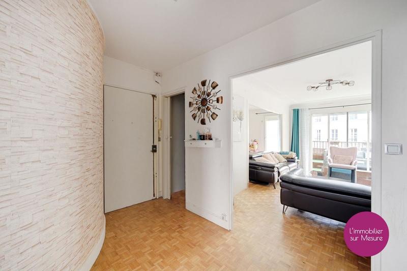 Appartement - 80 m² - 4 pièces