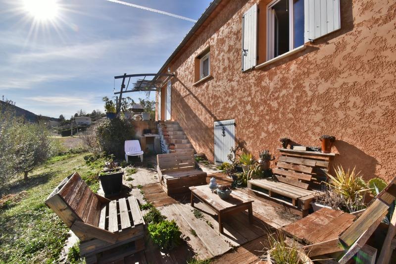 Villa - 93 m² - 4 pièces