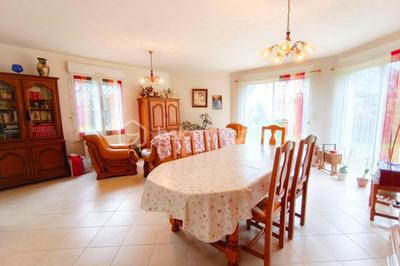 Maison traditionnelle - 109 m² - 5 pièces