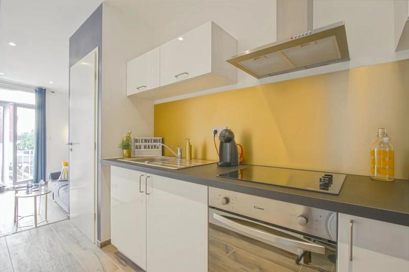 Appartement - 98 m² - 8 pièces