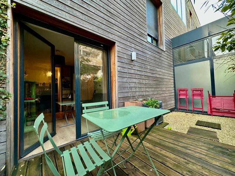 Studio - 25 m² - 1 pièce