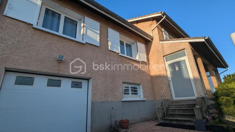 Villa - 135 m² - 8 pièces