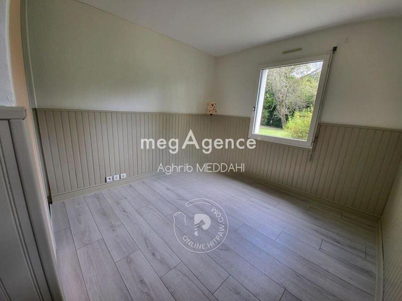 Maison - 240 m² - 5 pièces