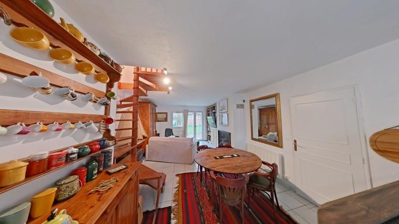 Maison - 84 m² - 4 pièces