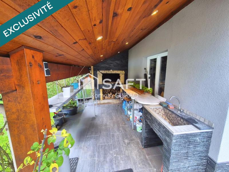 Maison - 137 m² - 6 pièces