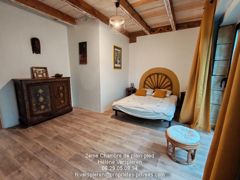 Maison - 215 m² - 7 pièces