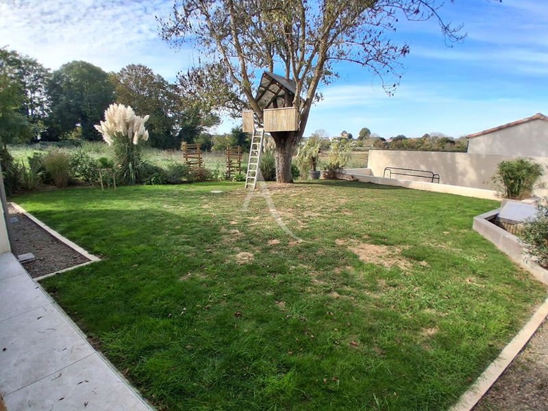 Maison - 135 m² - 6 pièces