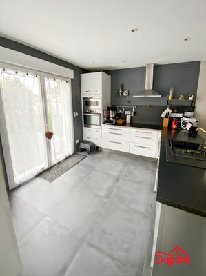 Maison - 97 m² - 4 pièces