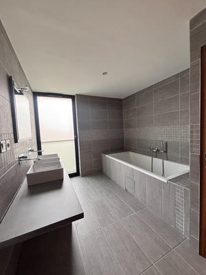 Maison - 156 m² - 5 pièces