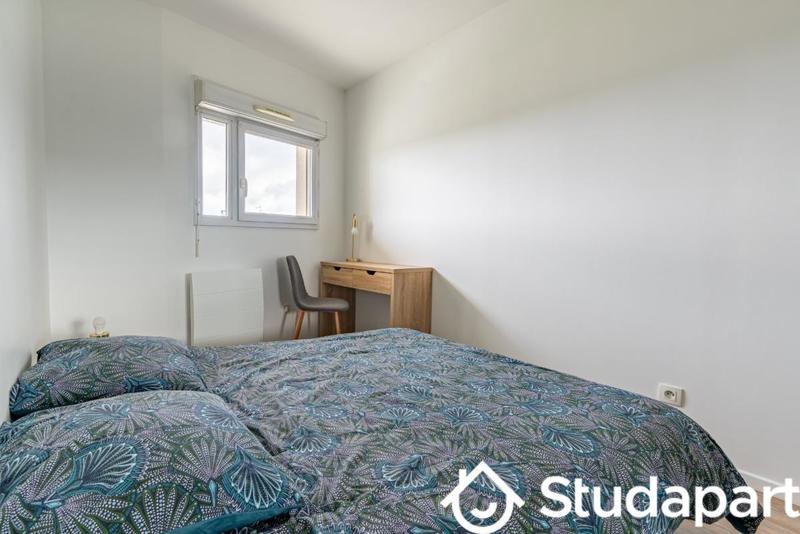 Chambre - 10 m² - 1 pièce