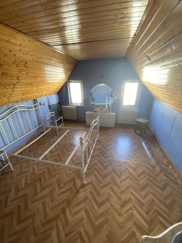 Maison - 87 m² - 5 pièces