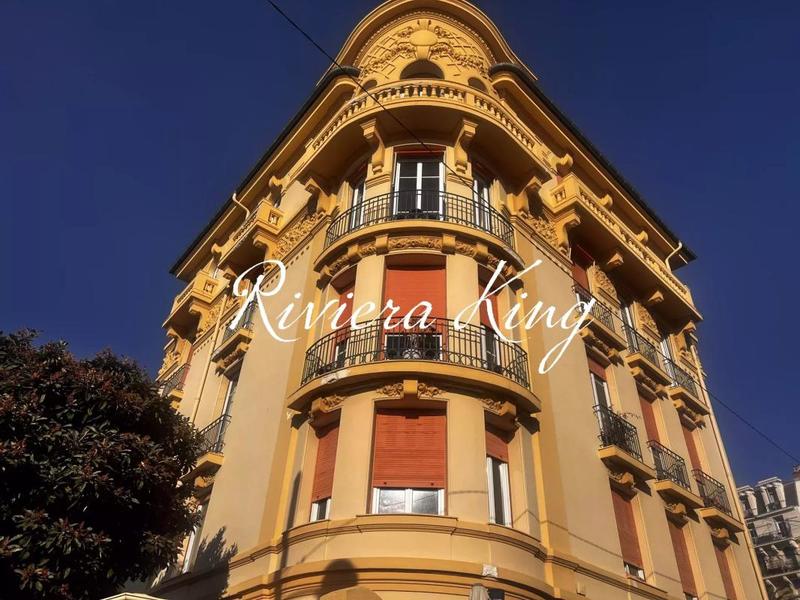 Appartement bourgeois - 134 m² - 4 pièces