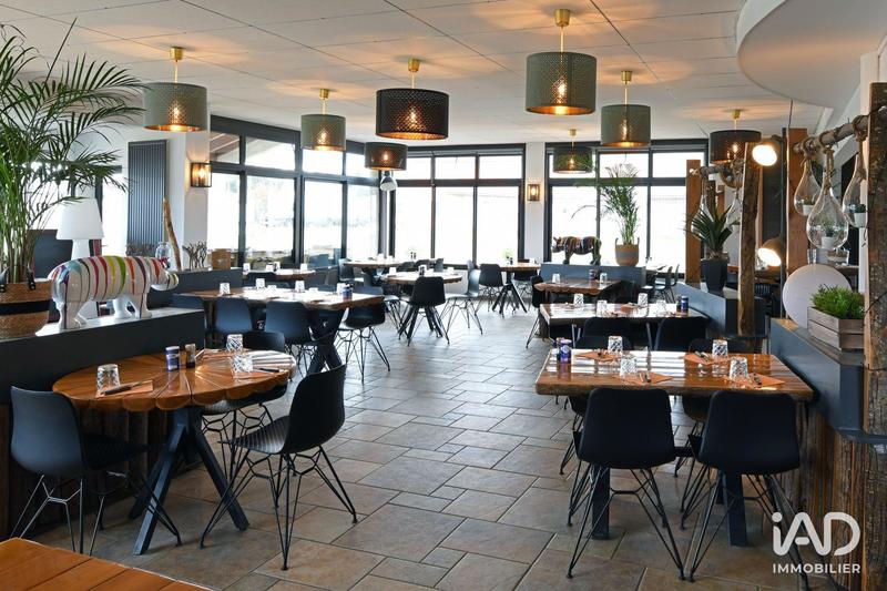 Local commercial - 352 m²